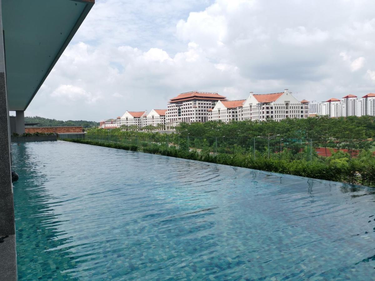 Bell Family Suite @Sepang Kota Warisan KLIA Bagian luar foto